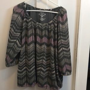 3/4 length sleeve shirt